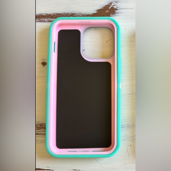 iPhone 14 Pro Max Case - Picture 4 of 8